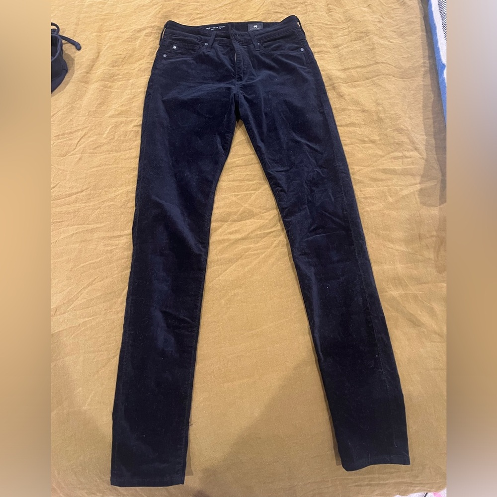 AG THE FARRAH SKINNY JEAN BLACK VELVET- Size 26